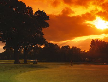 The Belfry London Gold Breaks
